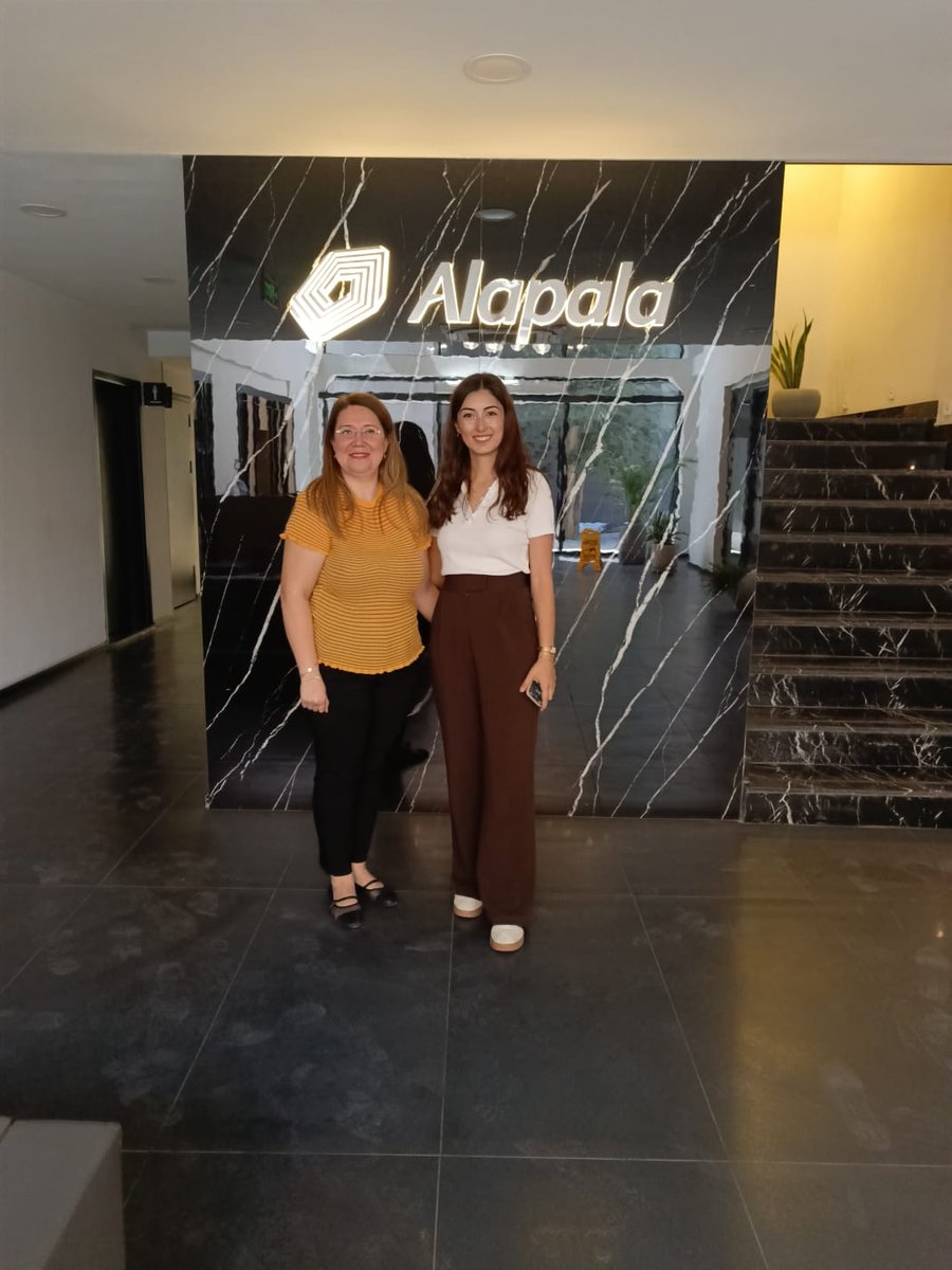 Hitit TTO A.Ş. Müdür Yardımcısı Burcu Kabakdere, Alapala Makine Ar-Ge Merkezini ziyaret etti. Ziyarette  Teknik Dokümantasyon Mühendisi Gözde Çetin ile Ar-Ge merkezinin Fikri ve Sınai haklar konusunda güçlendirilmesi konusu ele alındı.
#HititÜniversitesi
@hitukurumsal