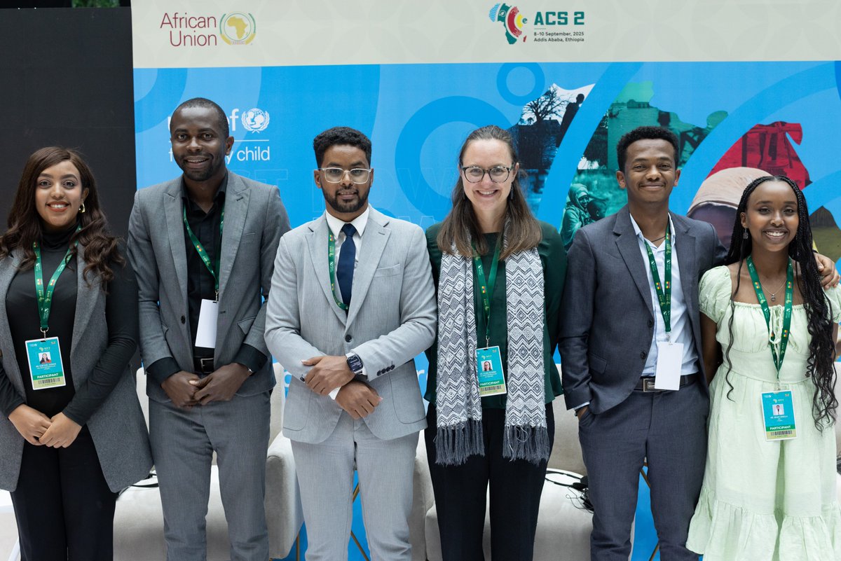 UNICEFEthiopia's tweet image. Thank you former PM @HMDessalegn for advocating for young people to take part in #climateaction.

We thank the youth and all partners for joining the climate discussions.

#ACS2