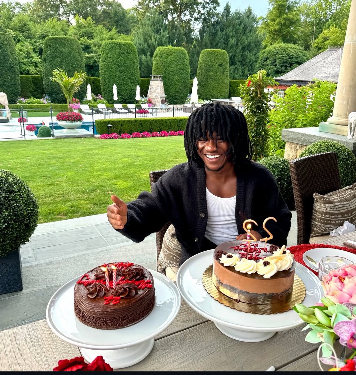 Just one good move is all we pray for 
See how your man Dey enjoy now