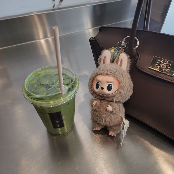 jaywitabag tweet media