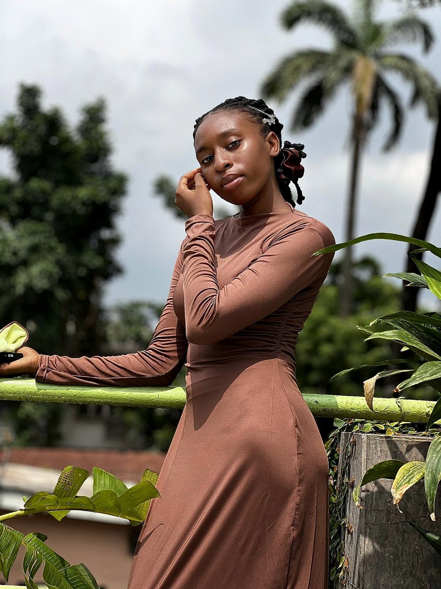 Wrapped in brown🤎🤎🤎

#tgif #FaceCard