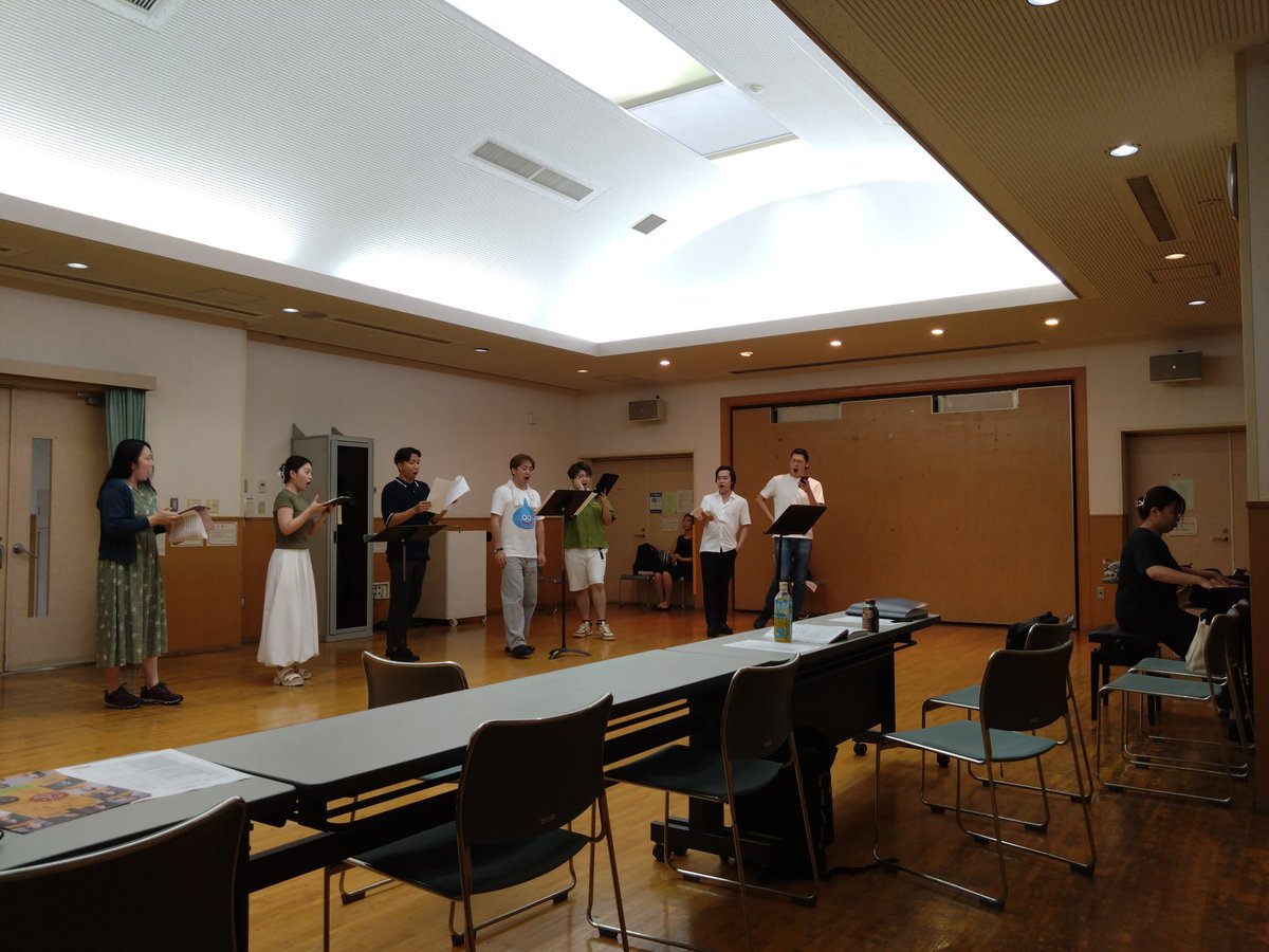 PrinceOPERAinfo's tweet image. 本夕より #0921プリンスガラ に向けた初回稽古の模様をお伝えしてまいります。
激しい嵐のあとに始まった稽古では、それぞれの出演者の集中力と創造性が相乗効果によって高まっていきました。
誰からともなく出す音楽や演技のアイデア、そして生まれる表現者同士の対話が印象的でした。