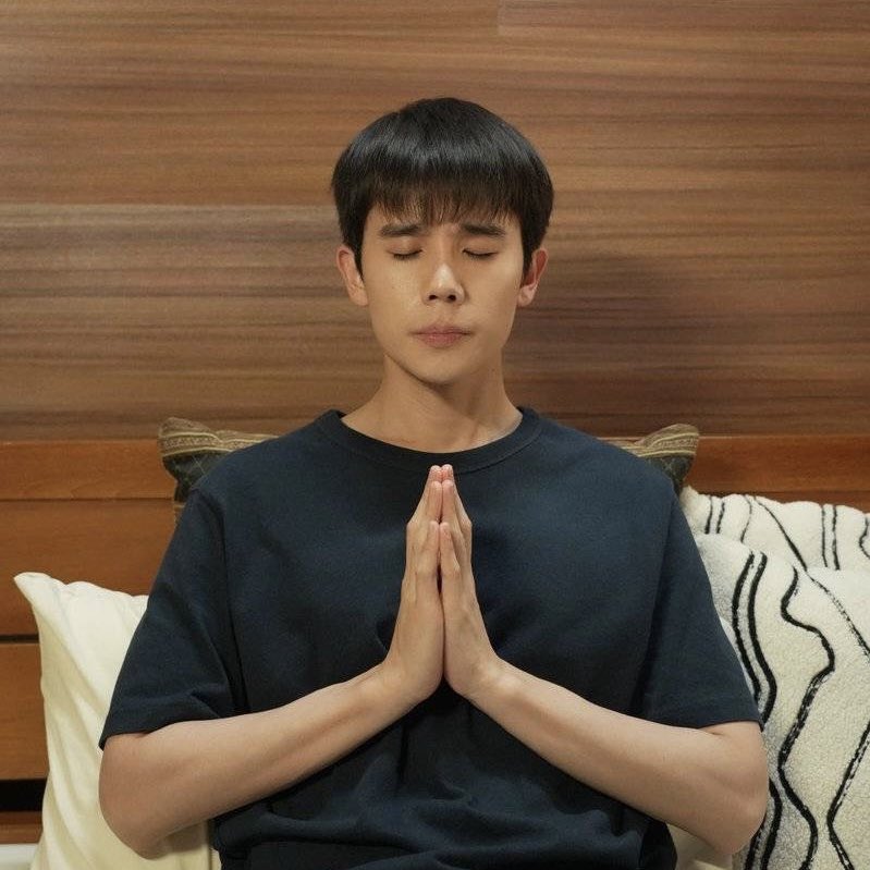 Viu Thailand (@viu_th) on Twitter photo <a href="/jimmyyjp_/">Thapfah Kittipokin, M.D. – On Annual Leave 😎</a> พี่ใจเย็นๆ น้า ก็กลางอยู่ ((กลางใจน้องอินทุค่ะ))💛 <a href="/jimmyyjp_/">Thapfah Kittipokin, M.D. – On Annual Leave 😎</a> พี่ใจเย็นๆ น้า ก็กลางอยู่ ((กลางใจน้องอินทุค่ะ))💛