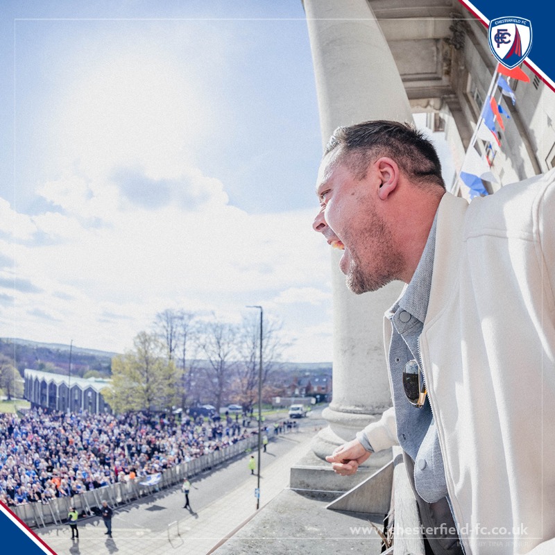 ChesterfieldFC's tweet photo. 📝 Danny Webb has departed the club to pursue an opportunity to become head coach of Enterprise National League side Yeovil Town.

Danny leaves with the best wishes of everyone at Chesterfield Football Club.

Thank you for everything, Webby 💙

#Spireites