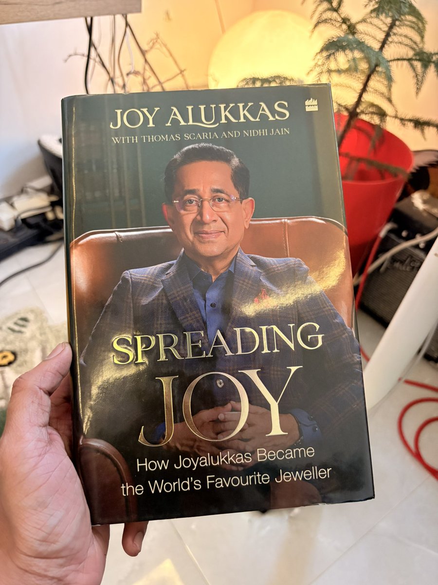 Great book! 📕 @Joyalukkas @JoyalukkasIndia https://t.co/vlhB0BKhht