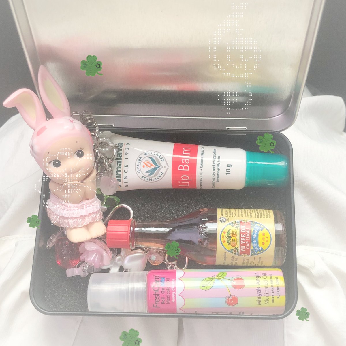 ihandiaries's tweet photo. my first #tincase 🐈📓💌🌟💭🌀 https://t.co/EzxSTqUKVJ