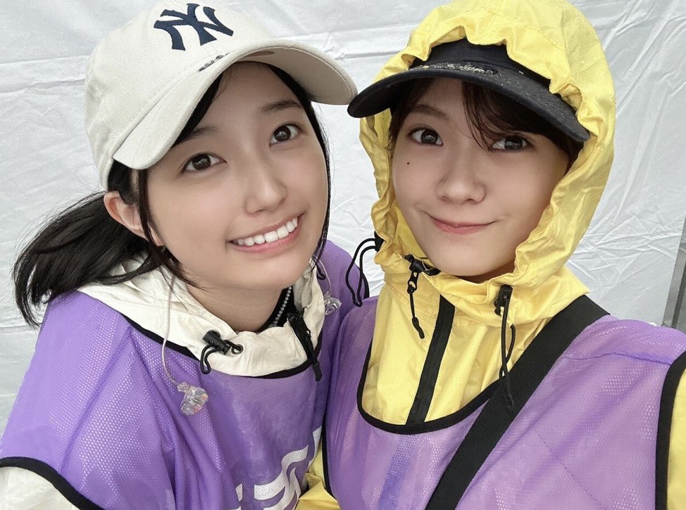 雨の中おつかれさま
雨も滴るいい女ですな