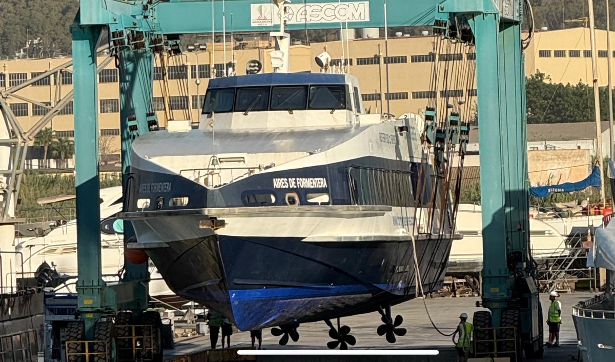 Varadas para el «Aires» e «Ibiza Jet» de Formentera Lines en Varadero Ibiza
ferrybalear.com/varadas-para-e…