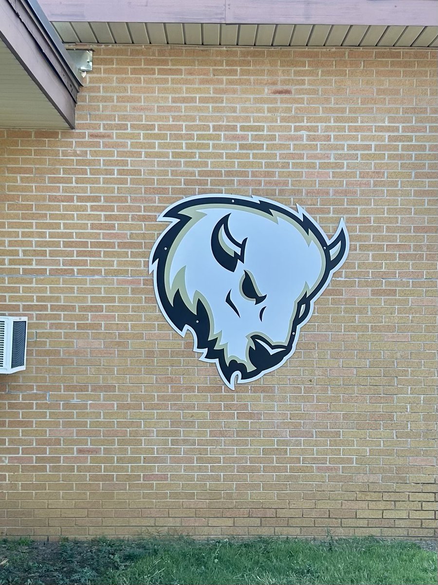 Miles Wallace tweet media