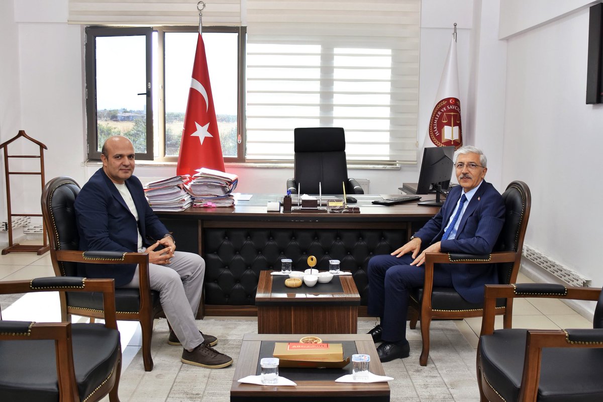 İl Emniyet Müdürümüz Sn.Arif ÇANKAL; 
Malatya Adli Yargı Adalet Komisyonu Başkanı Sn.Türker TÜRKOĞLU’na veda ziyaretinde bulundu.