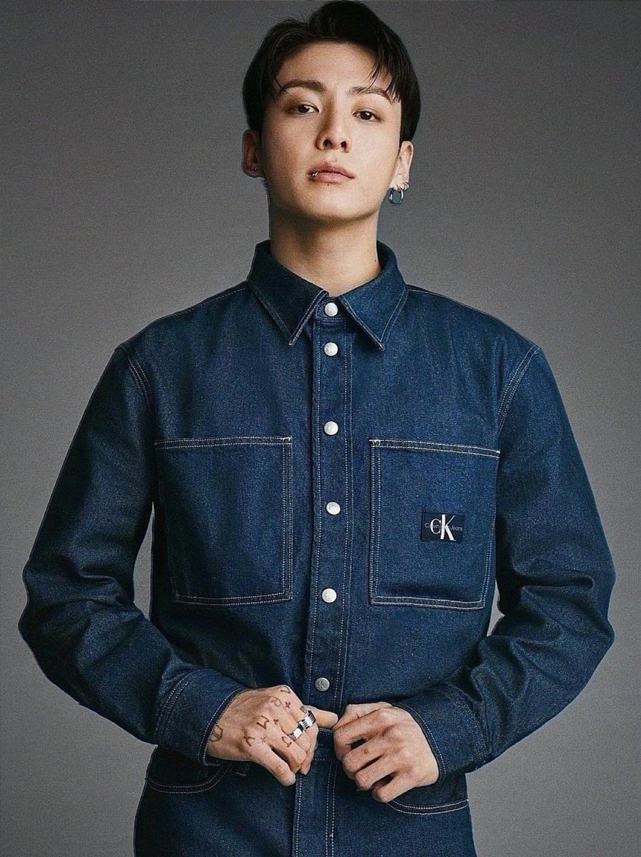 RT &amp; REPLY 

JUNGKOOK x CALVIN KLEIN
#JUNGKOOKxCALVINKLEIN
#JungkookForCalvinKlein