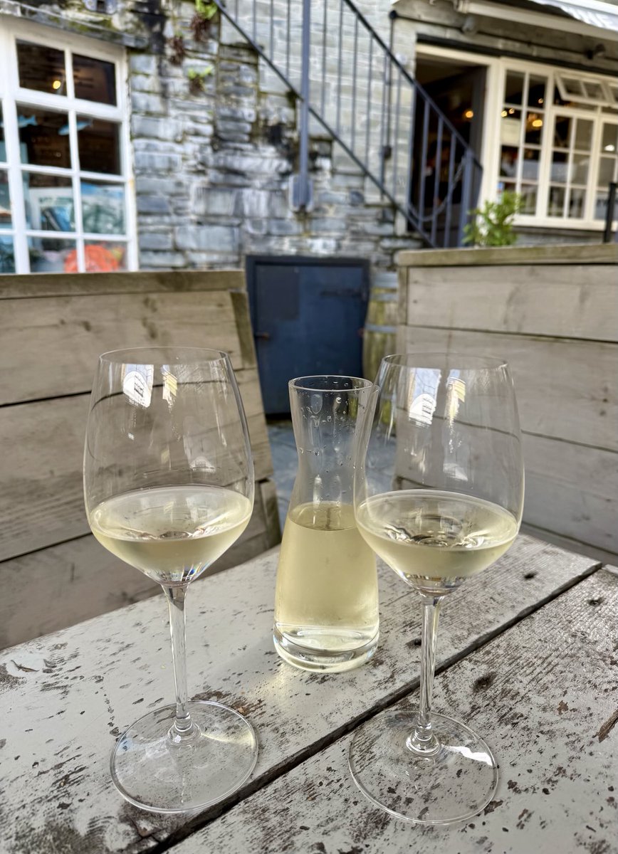 Robert McLean 🐝 tweet media