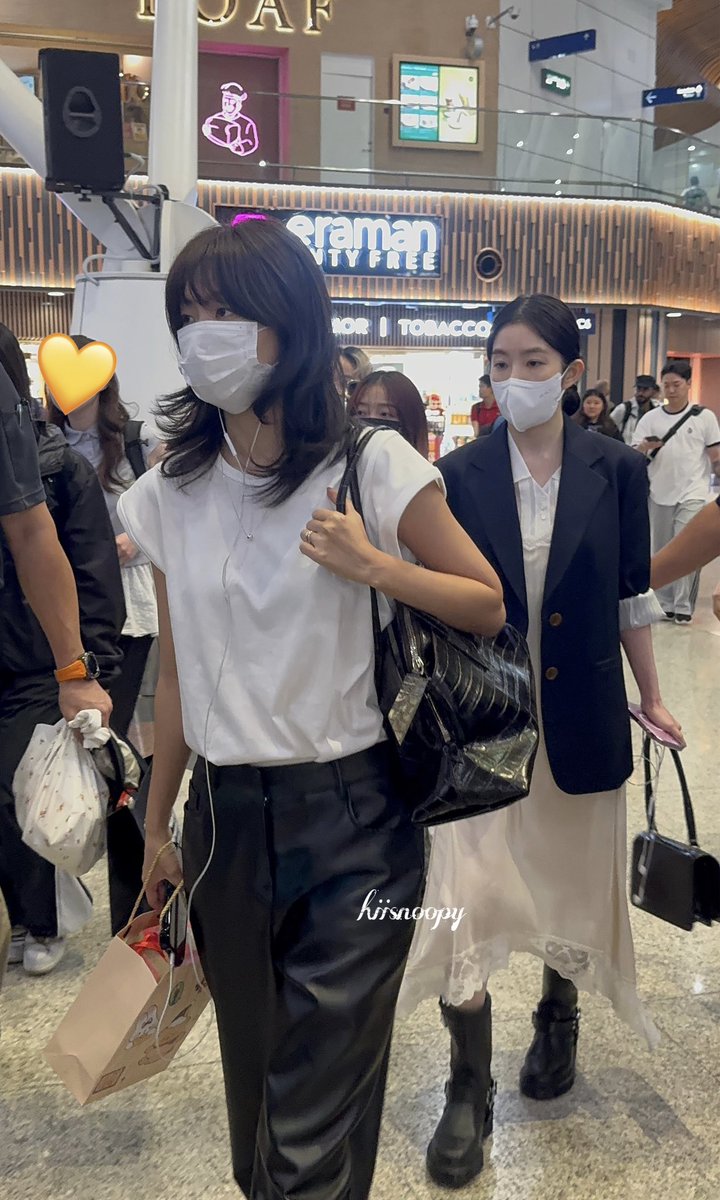 250912
#Irene #아이린
#Seulgi #슬기
#BALANCEinKL