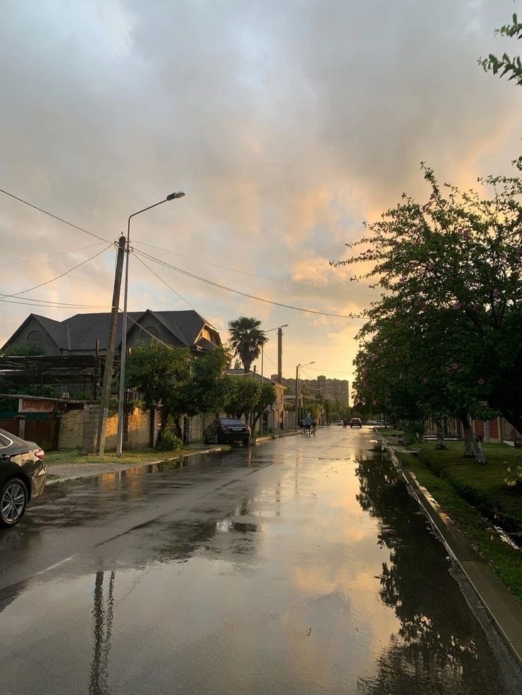 "اللهمَّ التيسيرَ واليُسرَ والمَسَرّة"