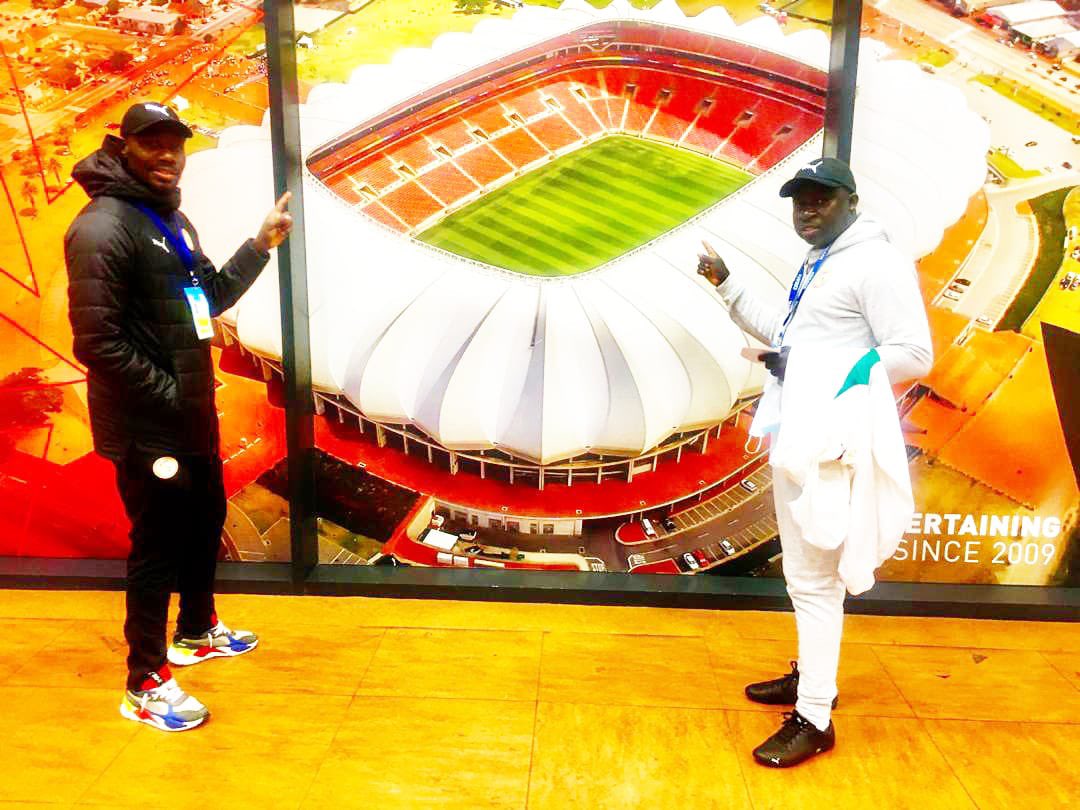 SamsidineDIATT2's tweet photo. PAPE THIAW , bravo 
J’étais dans les vestiaires quand le Malawi nous menait 2-0 à la mi-temps en 1/2 finale XOSAFA CUP 2021 . Ton discours dans les vestiaires avait transformé complètement l’équipe qui finit par  gagner 
Aucune surprise contre la RDC pour. Les connaisseurs https://t.co/DMD4PkrCf9