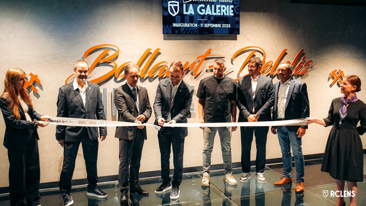 BBT_RCL's tweet photo. Dans les profondeurs de Bollaert ⛏️

Dans le prolongement des aménagements effectués à l'intersaison à Bollaert-Delelis, le Racing a inauguré « 𝐋𝐚 𝐆𝐚𝐥𝐞𝐫𝐢𝐞 », nouvel espace réceptif du stade qui met en valeur l'identité minière du club et du territoire. 🪨

#MineDeFerveur https://t.co/dTjUVUXHzb
