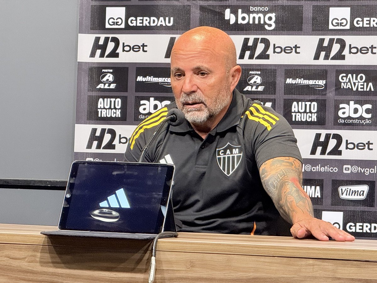 Jorge Sampaoli debutó con Atlético Mineiro anoche en la #CopaDoBrasil2025 

Perdió contra el eterno rival (Cruzeiro) y quedó eliminado de la competición.