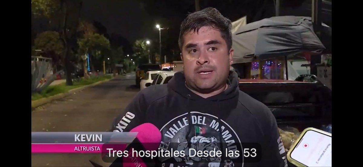 AlertaVC's tweet photo. @latinus_us siendo Latinus, presenta a un “altruista” que evidenció la falta de insumos con los afectados por la explosión de Iztapalapa, pero se les olvidó mencionar que es un ex funcionario de Ixtapaluca PRIANISTA. Lord Montajes haciendo de las suyas. https://t.co/IfBq77nw61