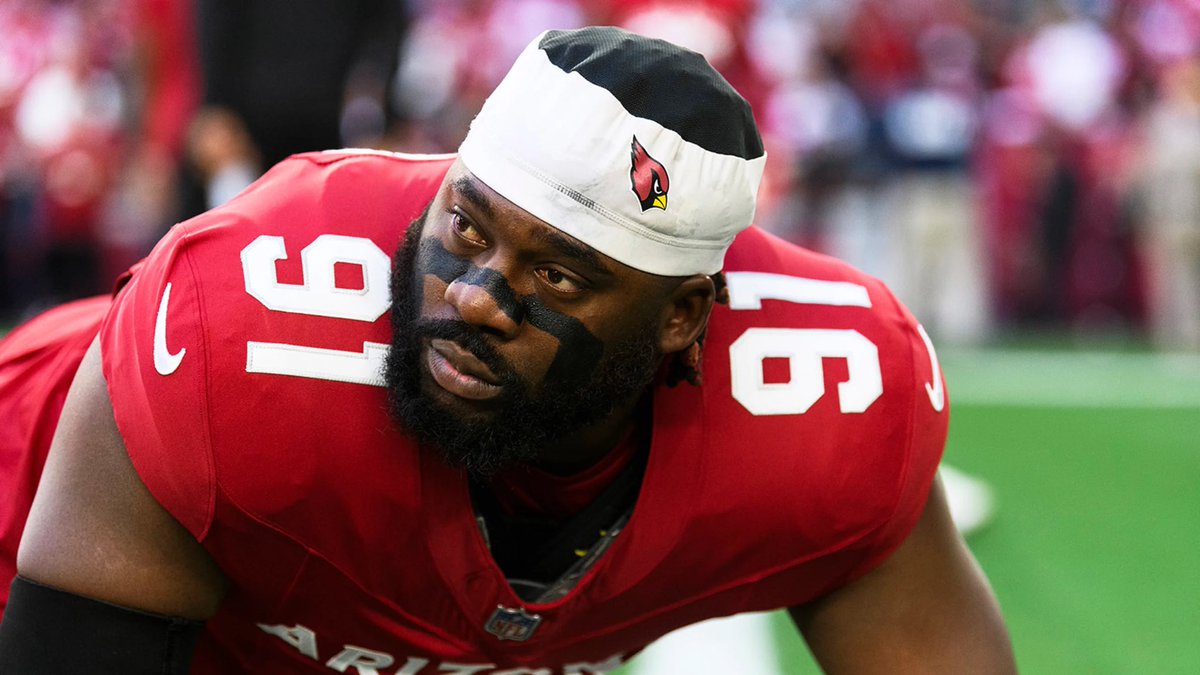 Happy Birthday to my friend and 7-year NFL veteran <a href="/ljcollier91/">Lj collier</a>! 

Forever indebted to LJ for running down the sideline at a football practice to save me by catching a punt that was about to literally land on top of my head, because I wasn’t paying attention!