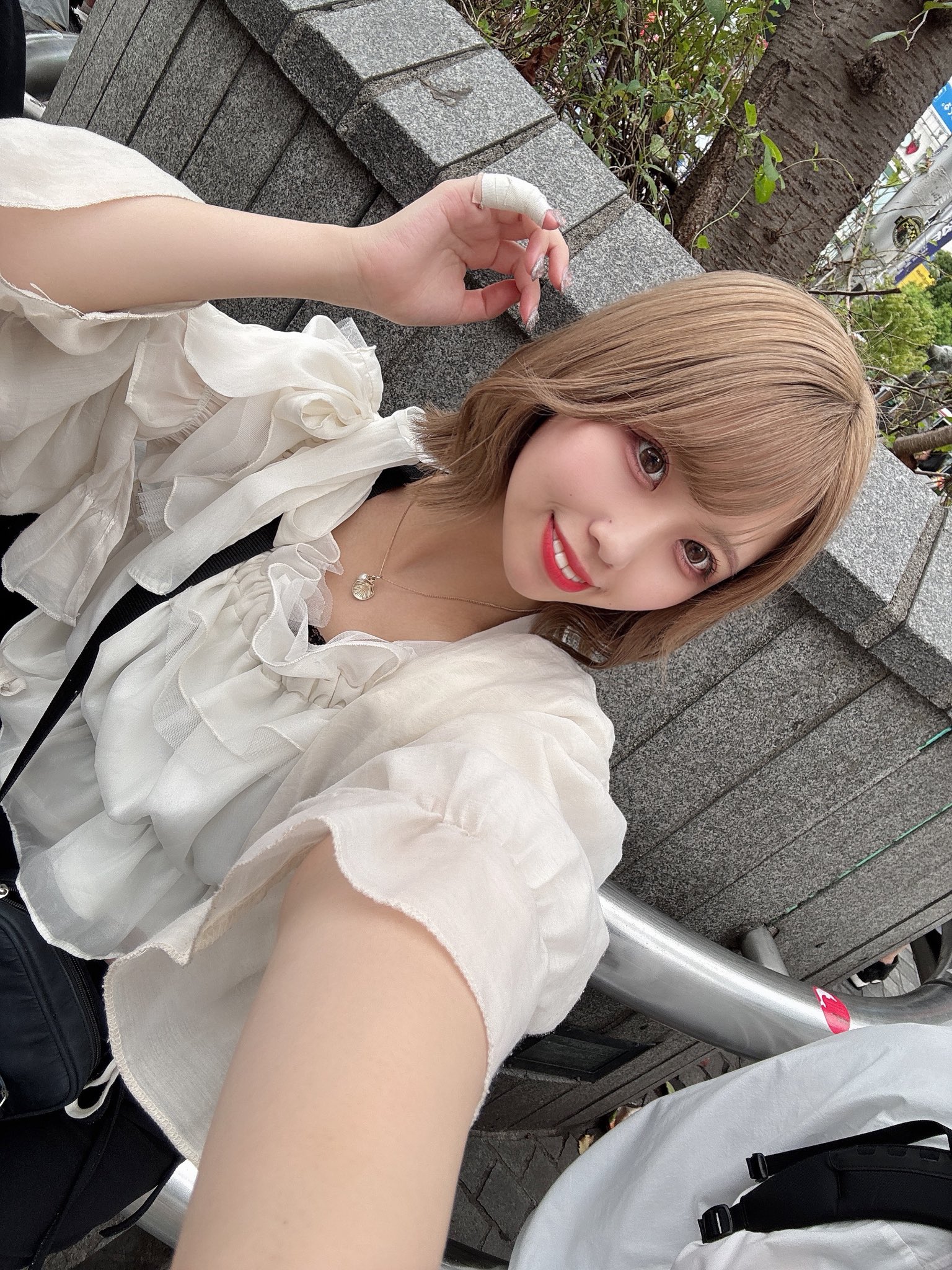 WEEKENDS 女の子 バレッタ weekends クマちゃんと女の子バレッタ 難あり - メルカリ