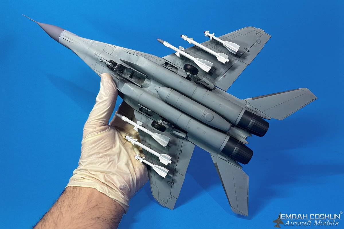 Pars071014's tweet image. Bir adet 1/48 ölçekli Slovak Hava Kuvvetleri Mig 29AS daha yaptık bitirdik.
#scalemodelling #scalemodel