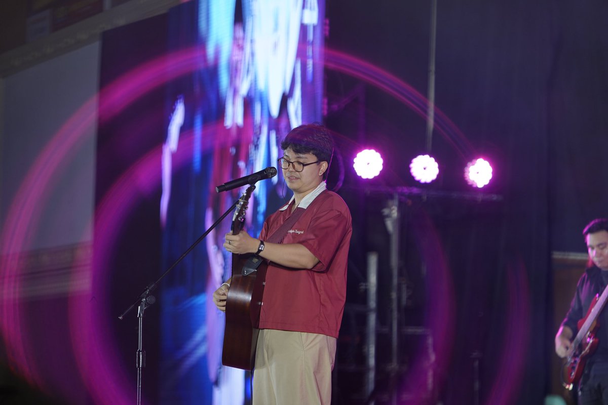 Ang pinakikihintay ng ating mga CSU ka-TeaMs, <a href="/amielsol2/">Amiel Sol</a>! Ramdam na ramdam ang saya at kilig sa #TMFunMusic. 🥰