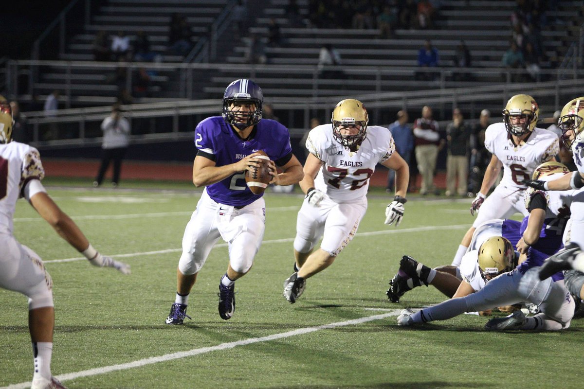 It’s time for This Date in SFD Football History - 9/12/14 -
Senior quarterback Josh DeLozier (pictured) rushed for 151 yards and three touchdowns in a 34-9 win over New Albany.  Ryan Corkren (4 yards) and Austin Andrews (86 yards) each had fumble recovery returns for scores.