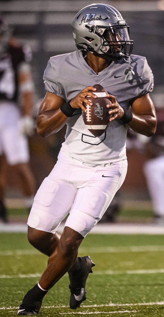 JuCo Football Forer (@jucofootballace) on Twitter photo Chase Richardson <a href="/ChaseR40527029/">Chase Richardson3</a> @ Holmes JuCo <a href="/HolmesccFB/">Holmes Football</a> passed for 209 yds + 5 TDs & rushed for 61 yds vs Coahoma JuCo <a href="/holmesathletics/">Holmes Athletics</a> <a href="/jucoweekly/">JUCOWeekly™️</a> <a href="/MSJUCOREPORT/">MS JUCO FOOTBALL™️</a> Chase Richardson <a href="/ChaseR40527029/">Chase Richardson3</a> @ Holmes JuCo <a href="/HolmesccFB/">Holmes Football</a> passed for 209 yds + 5 TDs & rushed for 61 yds vs Coahoma JuCo <a href="/holmesathletics/">Holmes Athletics</a> <a href="/jucoweekly/">JUCOWeekly™️</a> <a href="/MSJUCOREPORT/">MS JUCO FOOTBALL™️</a>