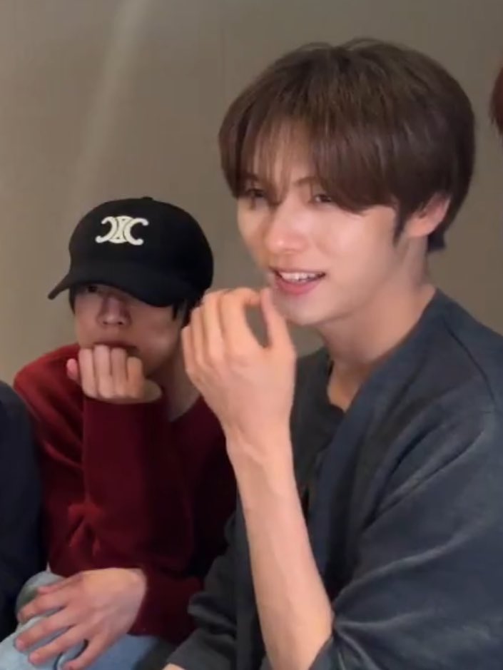 冬(ふゆ) (@sssstuki) on Twitter photo 