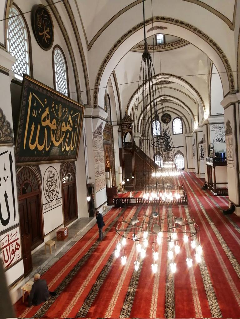 Benim zamanımdan,
Ulucami,
Allar içinde...

16.04.2022 - Bursa