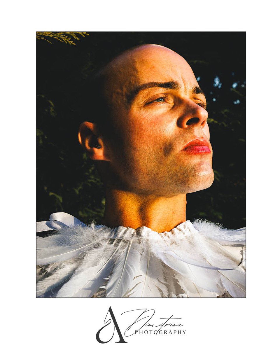 GrGayAC's tweet photo. The portraits series 

#MaleErotica #MaleNudes #GayErotica #QueerEroticArt https://t.co/lXIMqkmbbc