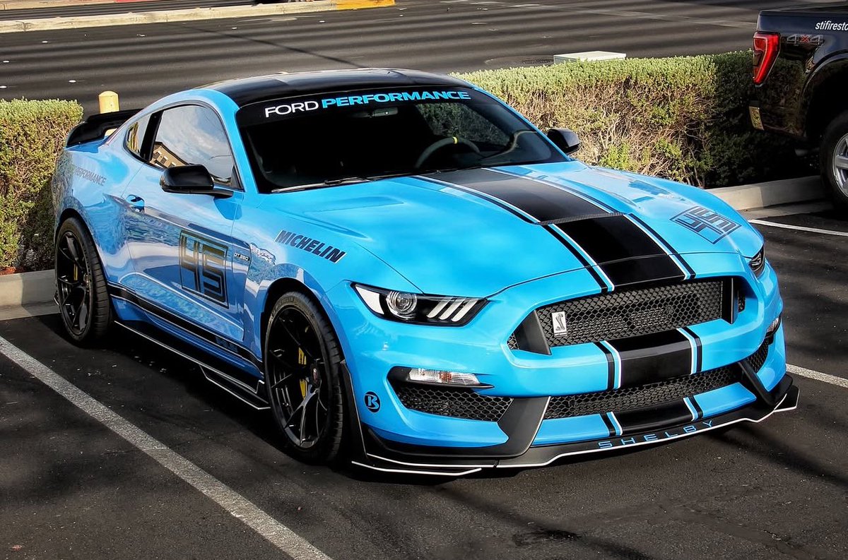 Shelby GT350