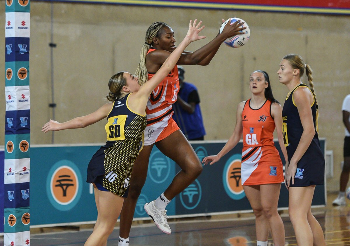 go2uj's tweet photo. ๐ฅ 5 wins in a row!
UJ Netball stays unbeaten in Varsity Netball 2025:
๐ธ56โ34 vs Wits
๐ธ57โ40 vs NMU
The Orange Army is chasing its maiden title after back-to-back silver finishes. ๐๐งก
Read more: https://t.co/g6KaPczfPj
#UJNetball #UJAllTheWay #VarsityNetball https://t.co/iNmuTjFggX