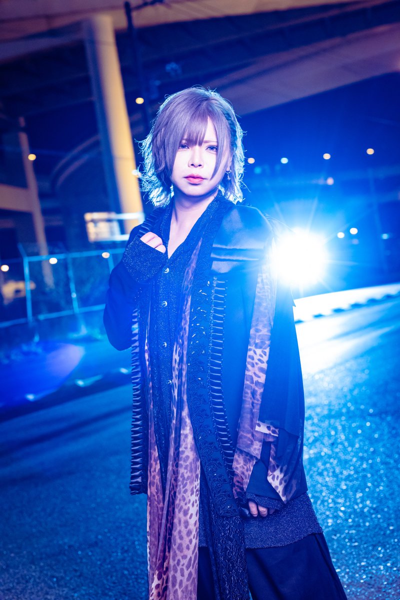 persona_staff's tweet photo. 【個人アー写公開】

紫色担当：にとくん @nito_prsn

黄色担当：ひかり @hikari_prsn

桃色担当：しおん @shion_prsn

水色担当：みなみ @minami_prsn

RT＋♡＝500で新メンバーアー写＋全体アー写公開 https://t.co/YlcutR2Pwc