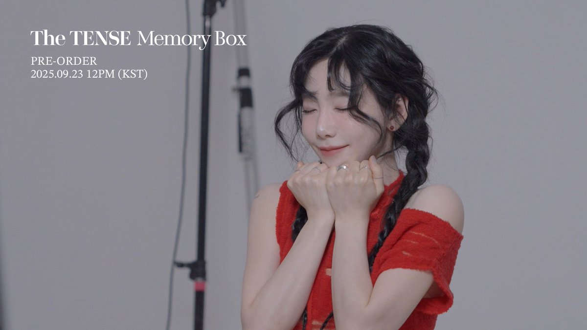 The TENSE Memory Box | Blu-ray &amp; Digital Code Trailer

youtu.be/TktPuxXDLkA

#TAEYEON #태연
#GirlsGeneration #소녀시대
#TheTENSE #TAEYEON_TheTENSE
#TheTENSE_MEMORYBOX #Blu_ray