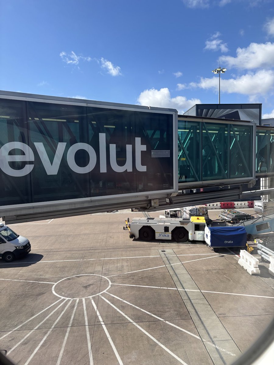 armstrongjp's tweet photo. Just about to go wheels up on @VirginAtlantic en route to @SCCE in Nashville - look forward to seeing y’all for our session on AI risk on Monday #scce #sccecei https://t.co/Z1mByrX8cg