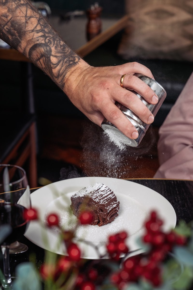Christmas came early at @ricksteinrestaurants 

A festive shoot capturing seasonal dishes, cosy details, and plenty of action in and out of the kitchen

Get in touch to book your festive shoot and get ahead of the season 🎄 #festivemenu #christmasmenu #foodphotography @rochecom