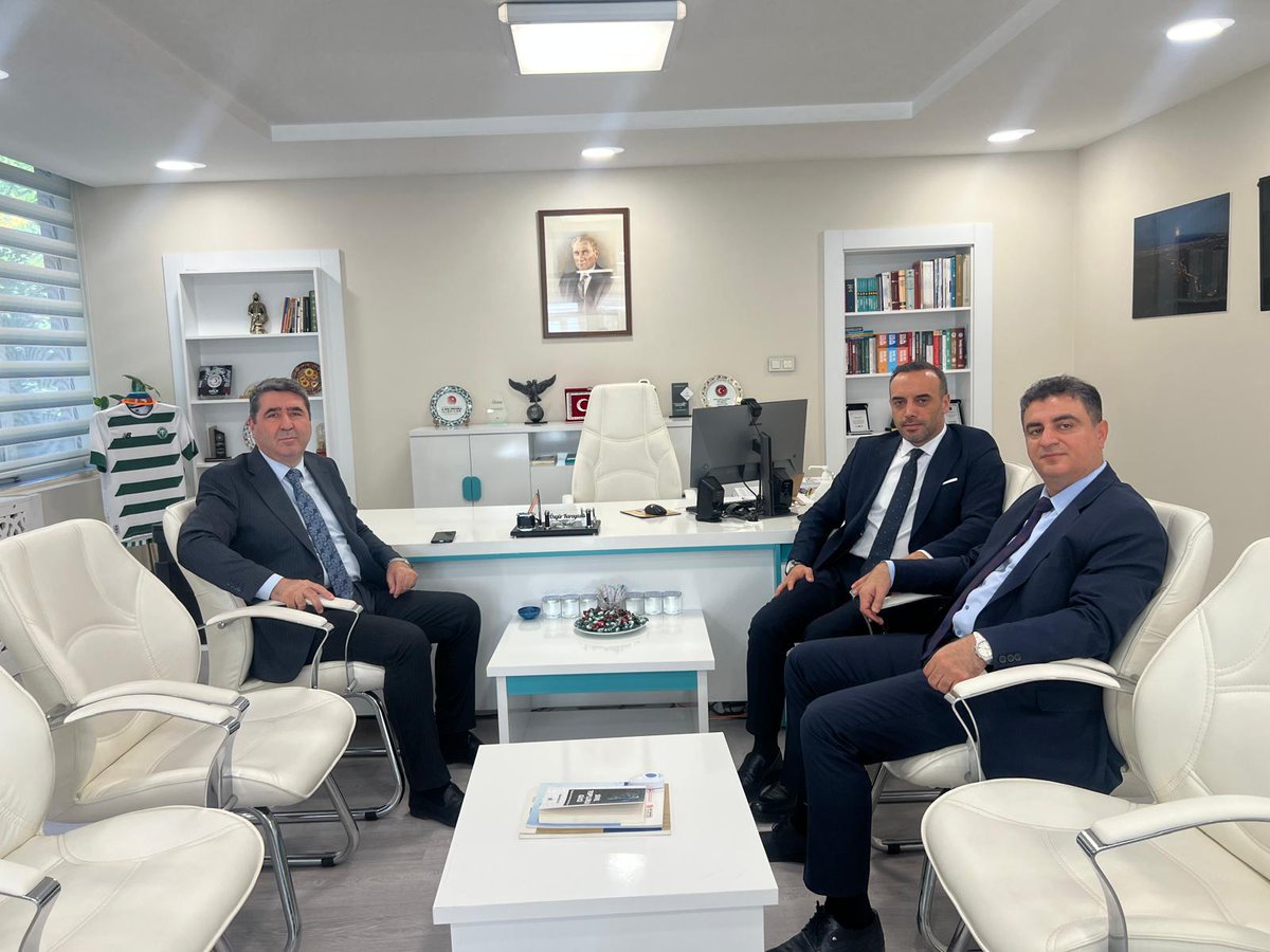 konya_istim's tweet photo. Konya Sosyal Güvenlik İl Müdürü Sayın Erkin AVCI ve Konya Çalışma ve İş Kurumu İl Müdürü Sayın Önder ÇİFTCİ, Müdürümüz Özgür @KARAYAZILI ’ya ziyarette bulundular.
@SGKKonyail
@iskur_konya
@onderciftci https://t.co/MWNcJR5V02