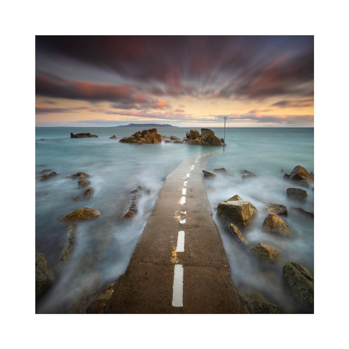 Another image that received an Honourable Mentions
 in the Minimailist Photography Awards 2025 (@minimalistphotographyawards on IG).

‘Road To Nowhere’ received an Honourable Mention in the Fine Art category.