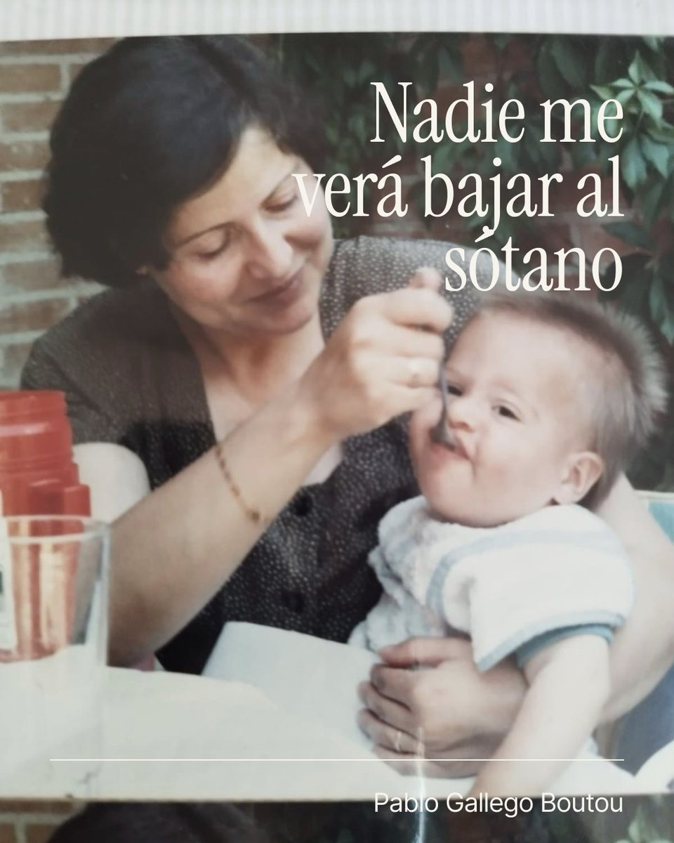 Debuta en casa <a href="/pablogallegobo/">pablogallegoboutou</a>  hablando de memoria y de renuncias.

«Hay cosas que regresan únicamente cuando estamos a solas»

sustrato.io/textos/nadie-m…