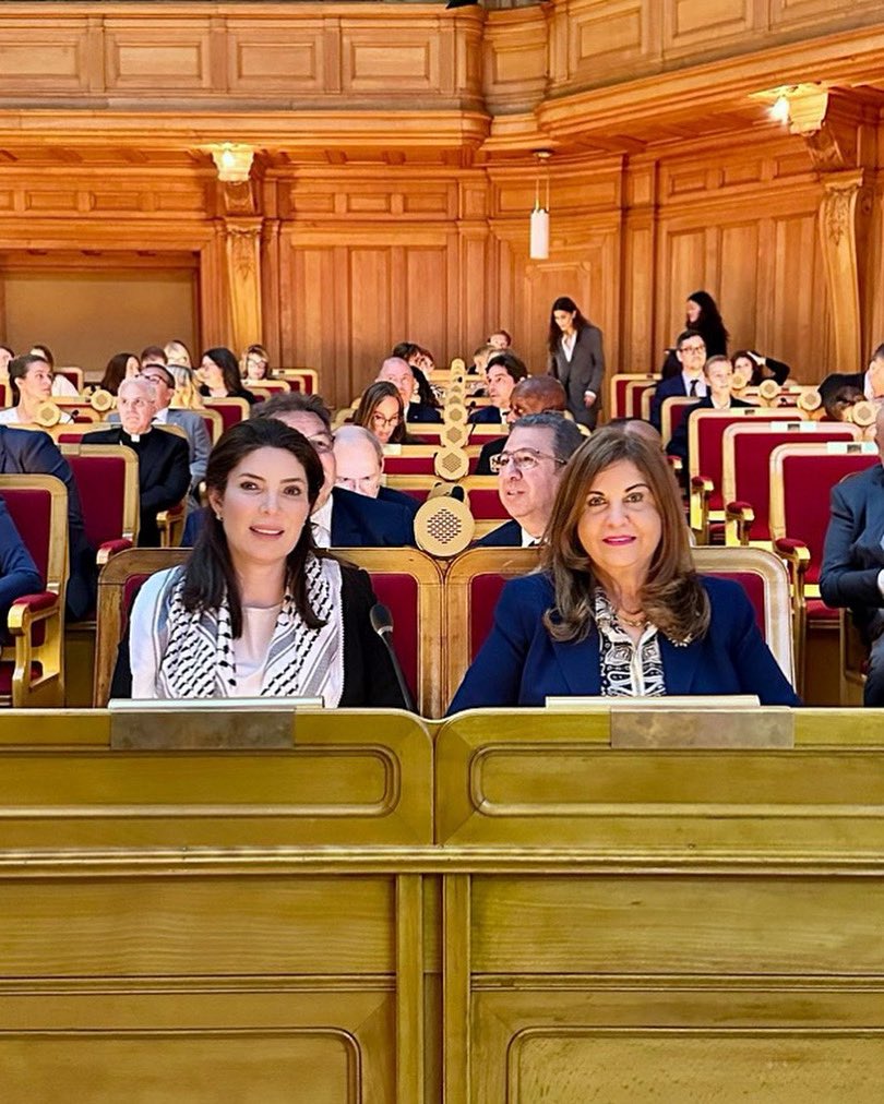 La Embajadora Margarita Franco Zimmermann tuvo el honor de representar la República Dominicana en la apertura del Parlamento Sueco (Riksdag) para el año legislativo 2025/2026. La ceremonia fue presidida por Su Majestad el Rey Carlos XVI Gustaf, y los miembros de la Familia Real