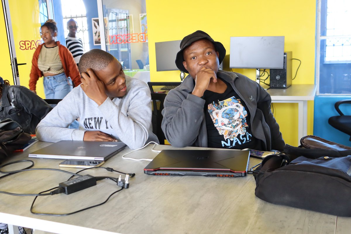 Unipod Lesotho tweet media