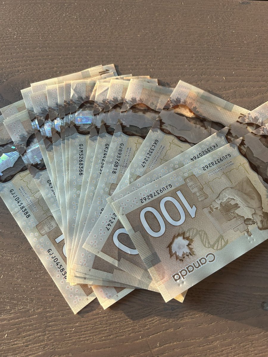 LSB1961LSB's tweet image. Lost money playing the horses last night  @WoodbineSB but the #Craps table was good at Caesars Windsor