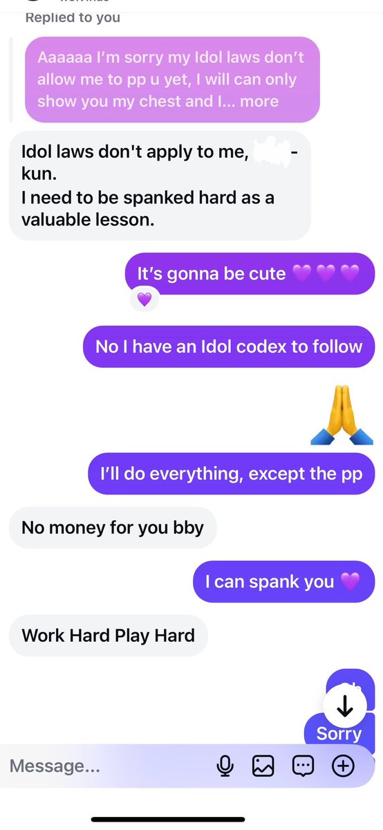 kiyosanshi's tweet image. This incel tried to buy me, not once after me ignoring him, I eventually responded to see what happens :D 
#chatlogs