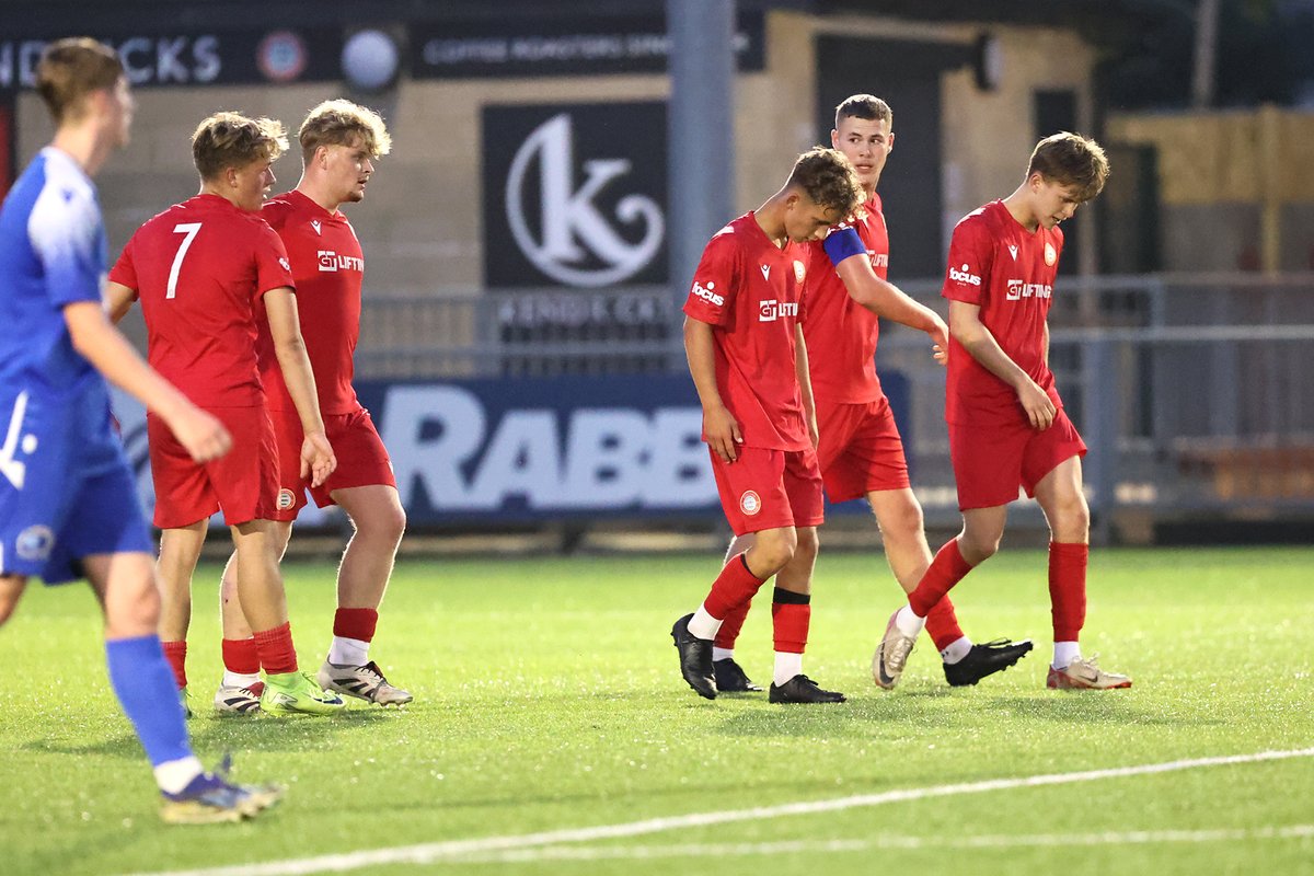 Would you like the opportunity to represent Worthing FC?

We are excited to offer the chance to join our U18's squad!

We currently have limited spaces available so please email academy@worthingfc.com with a football-based CV. More info ⬇️

worthingfc.com/2025/09/opport…
