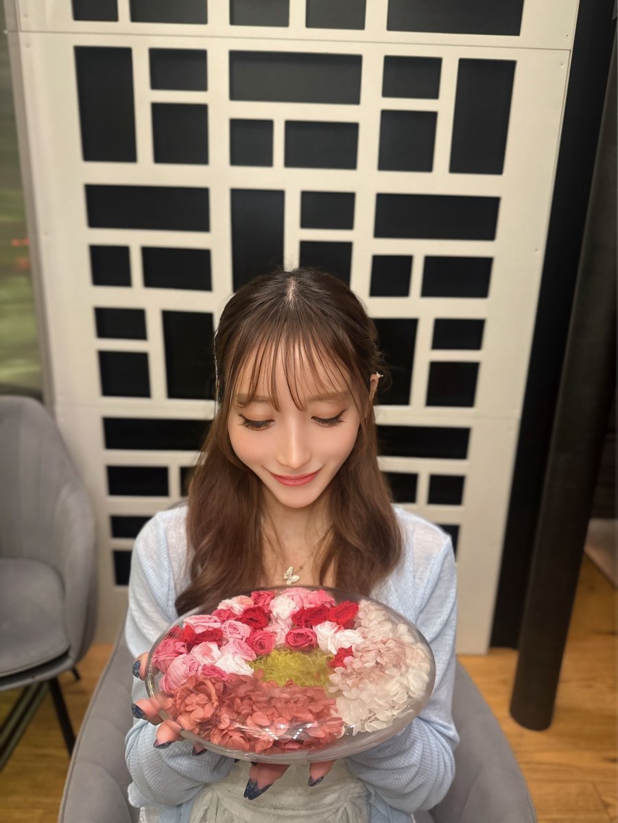 🌈情報解禁🌈
縁劇ユニット流星レトリック第11回公演
『Cordemoria』に出演させて頂く事になりました✨
会いに来てね🩵🩵

公演期間:2025年11月5日(水)～9日(日)
劇場:中野ザ・ポケット

【出演者】
葵るん
井川拓哉
香山ゆきほ
かんこ
紗理奈
玉永賢吾
中西彩乃
藤野あさひ
未依
水瀬まなみ