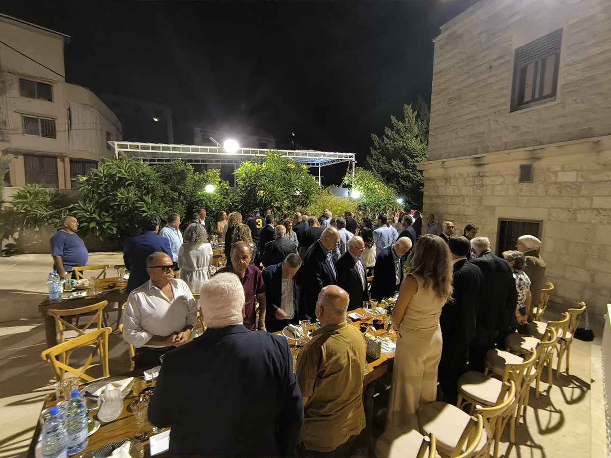 استضفت  في المحاربية الأصدقاء والرفاق من منطقتي جزين وصيدا.
وقد شرّف الحضور  سيادة المطران ايلي حداد، النائبين السابقين أمل أبو زيد و أبراهيم عازار،  رئيس اتحاد بلديات صيدا الزهراني مصطفى حجازي، رئيس بلدية جزين دافيد الحلو و جمع من رؤساء البلديات و المخاتير و حشد من الاصدقاء.