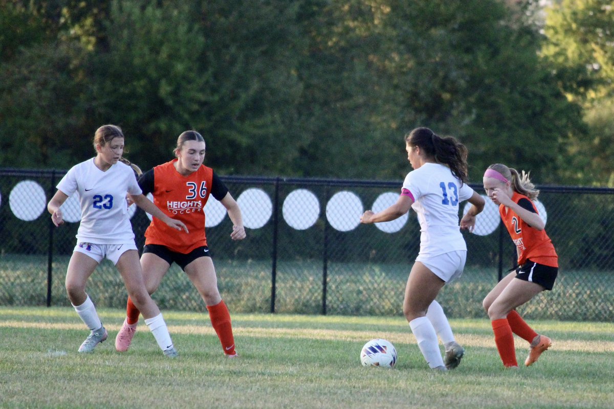 The Lady Kats took the field against the Lady Huskies in what turned out to be a competitive Though the final score favored the Huskies 3-0, the game highlighted the Lady Kats’ progress, teamwork, &amp;the impact of several standout performances
kokomoathletics.com/Article/82429