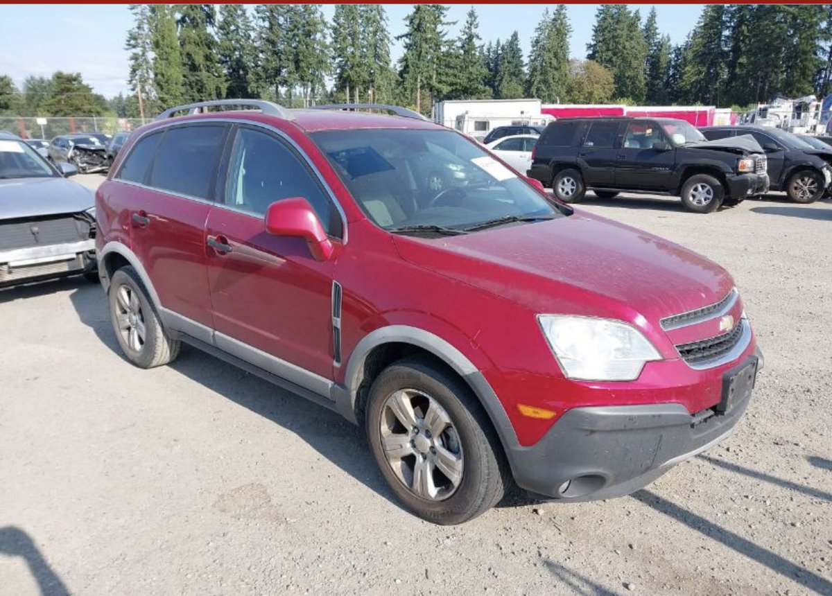 Trying my hands in the car business! Got 2 clean, well-maintained rides up for grabs:
•2015 Ford Escape
•2014 Chevy Captiva

Starting price: D550k each.
Resellers welcome, discounts available. Let’s make money together! DM if interested.