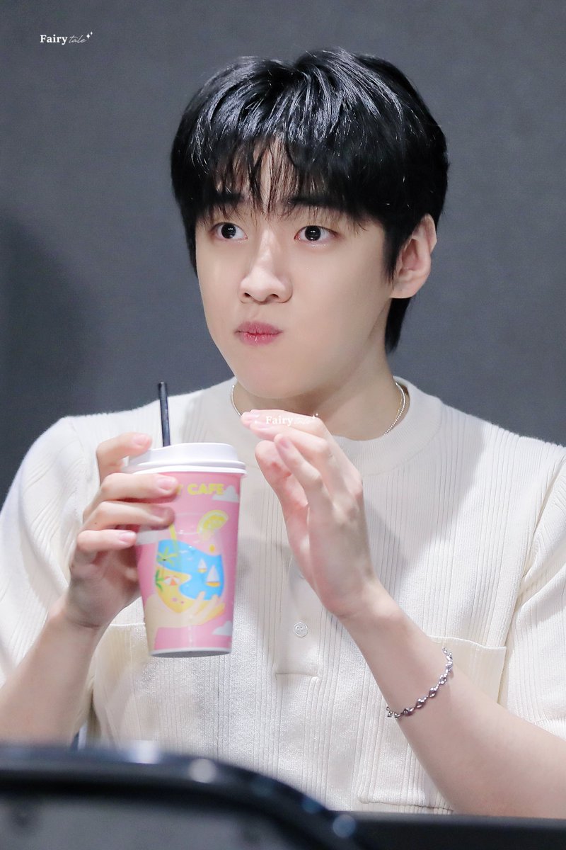 250912
JAECHAN SPECIAL FAN EVENT in TAIPEI

🥤✨

#재찬 #JAECHAN 
#DKZ #디케이지